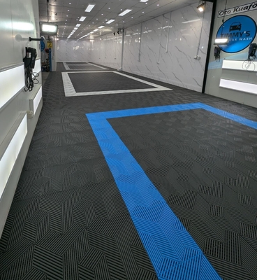 Χρωματιστά 18mm Interlocking Εργαστήριο Κεραμίδια πάτωμα Αντιγλιστριστικό Μονουλάριο Γκαράζ πάτωμα